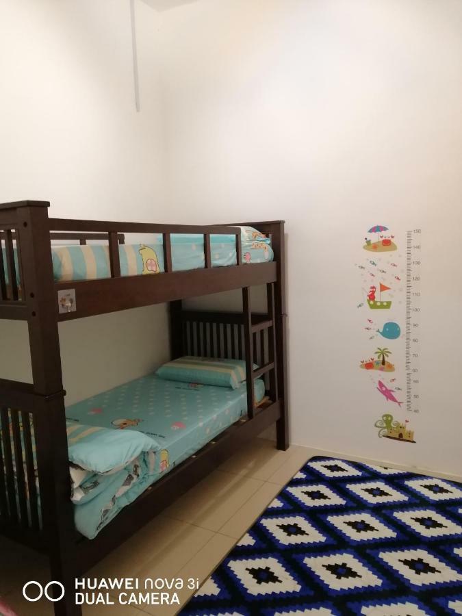 Alyaleesya Homestay Teres 브린창 외부 사진