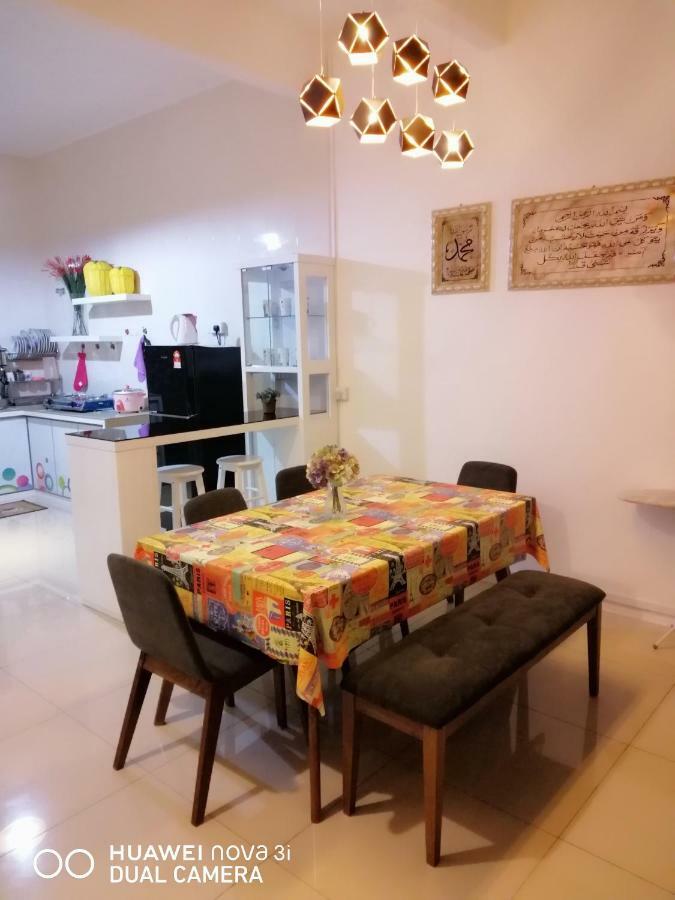 Alyaleesya Homestay Teres 브린창 외부 사진