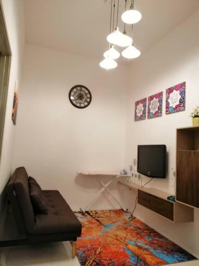 Alyaleesya Homestay Teres 브린창 외부 사진