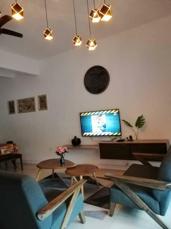 Alyaleesya Homestay Teres 브린창 외부 사진