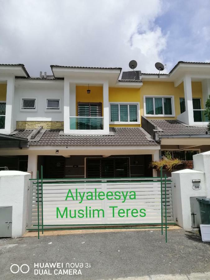 Alyaleesya Homestay Teres 브린창 외부 사진